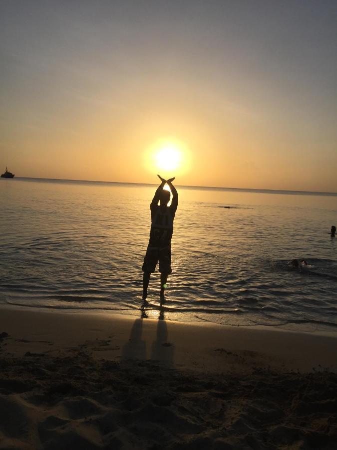 Pic-Nic Beach Corn Island Ξενοδοχείο Εξωτερικό φωτογραφία